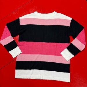 NWOT PINK BLACK WHITE LIGHTWEIGHT SWEATER